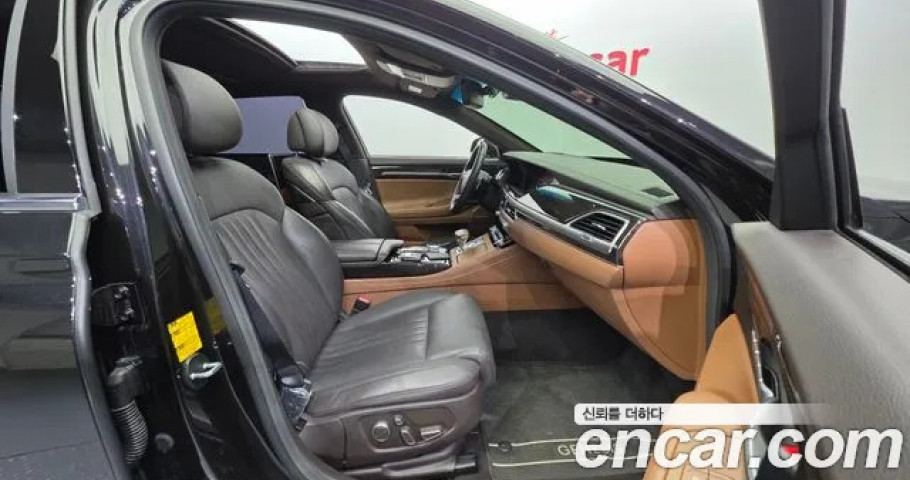 Genesis G90 