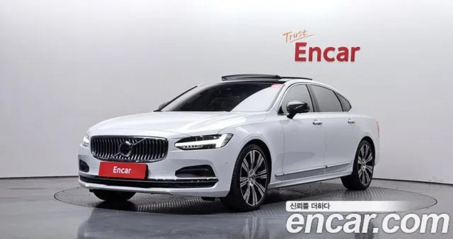 Volvo S90 