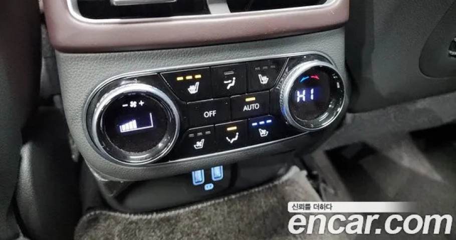 Genesis Gv70 