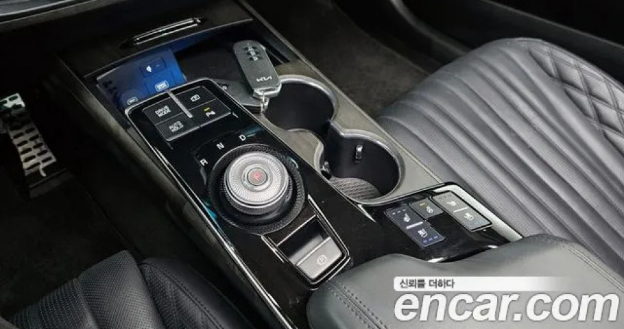 Kia K8 