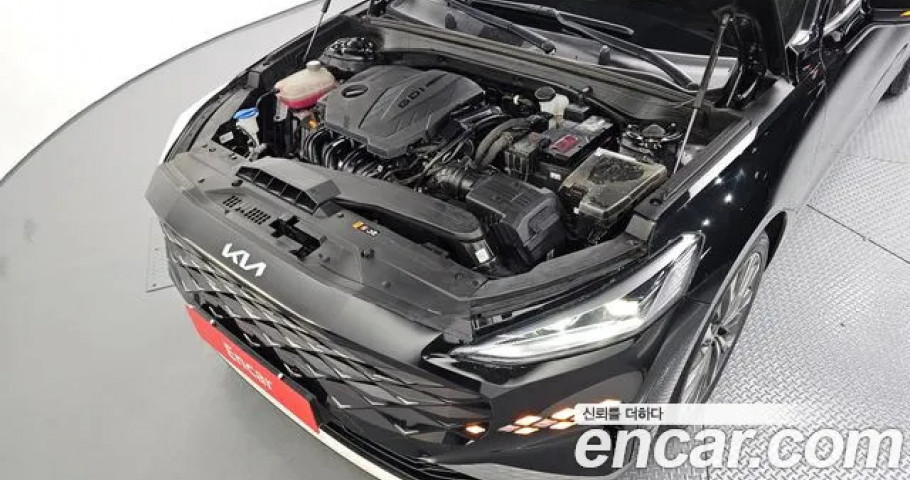 Kia K8 