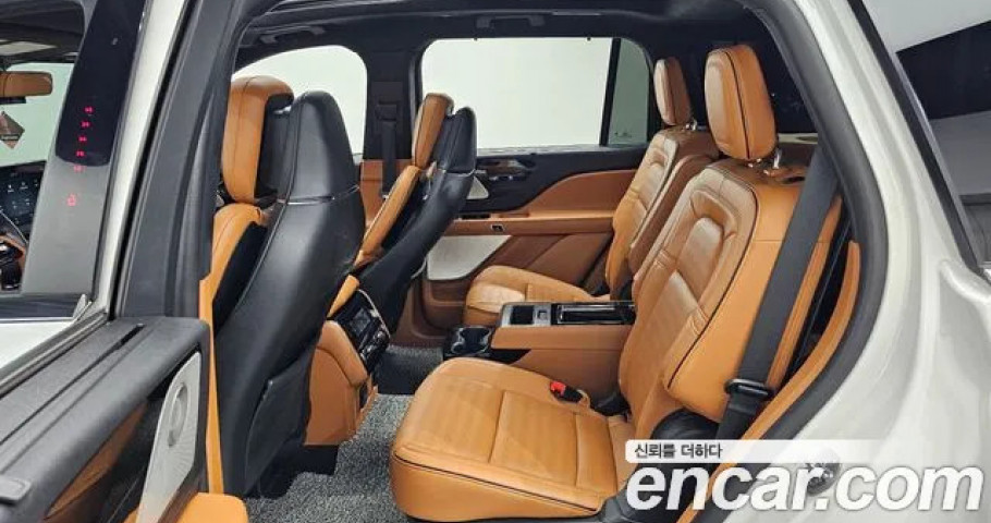 Lincoln Aviator 