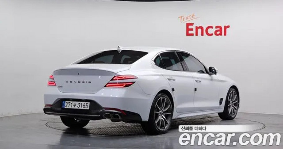 Genesis G70 
