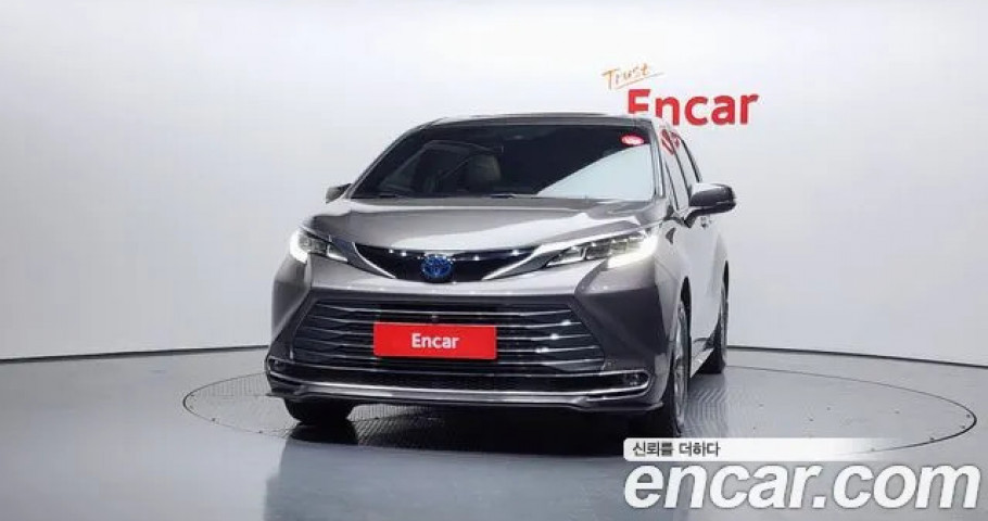 Toyota Sienna 
