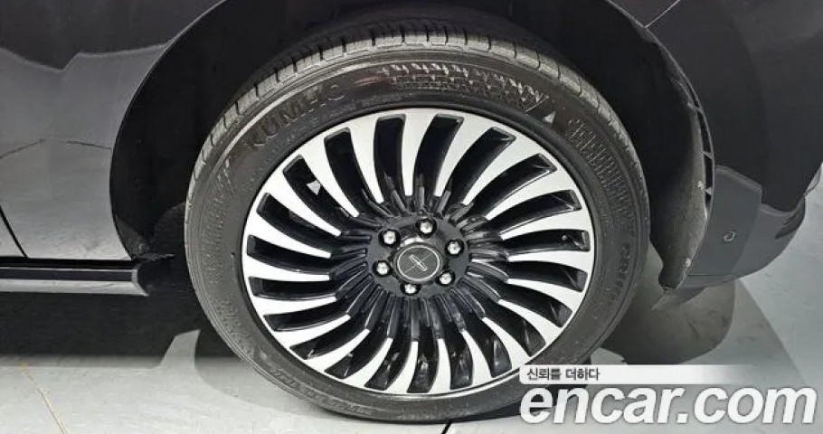 Lincoln Navigator 