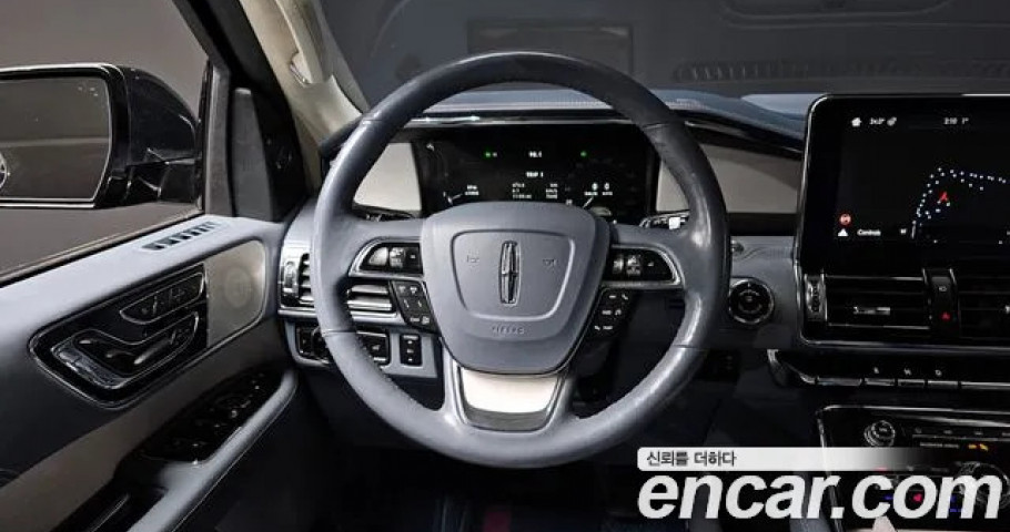 Lincoln Navigator 