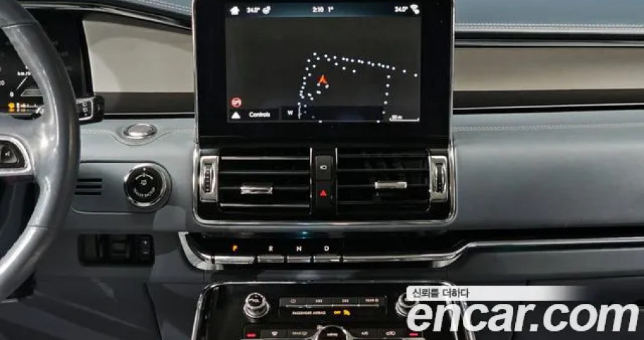 Lincoln Navigator 
