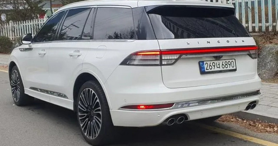 Lincoln Aviator 