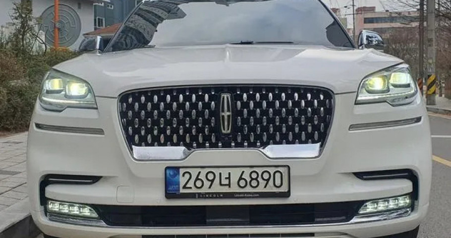 Lincoln Aviator 