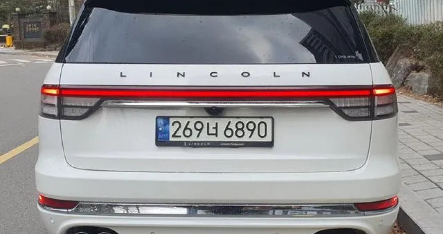Lincoln Aviator 
