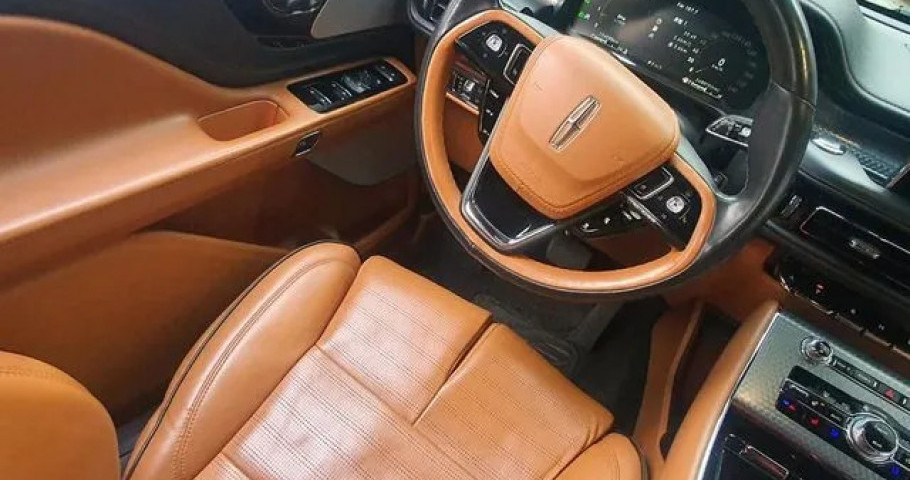 Lincoln Aviator 