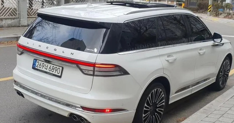 Lincoln Aviator 