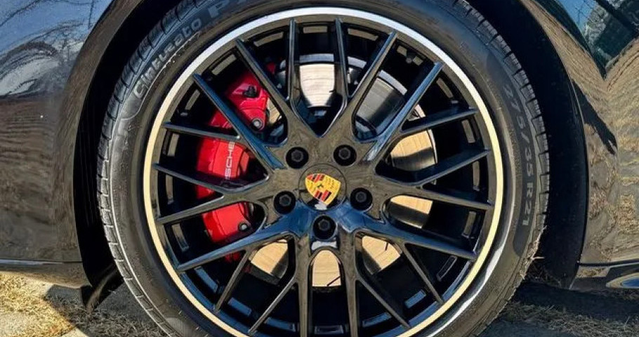 Porsche Panamera 