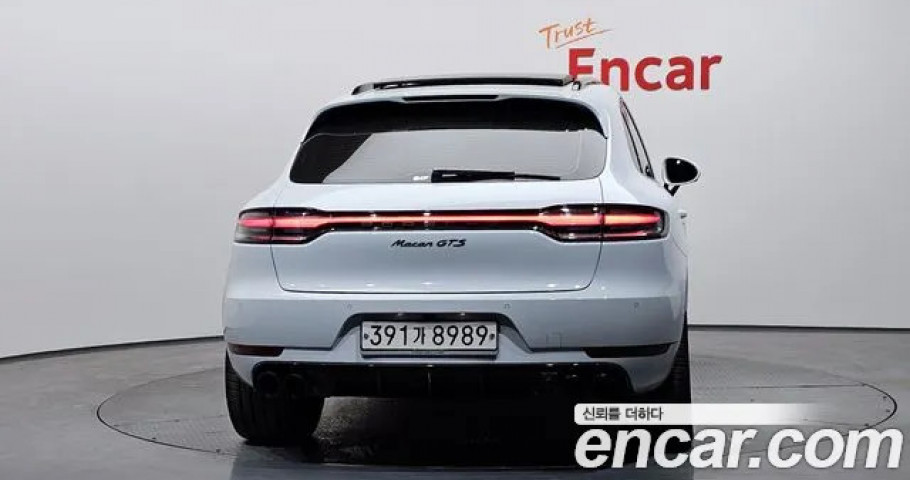 Porsche Macan 
