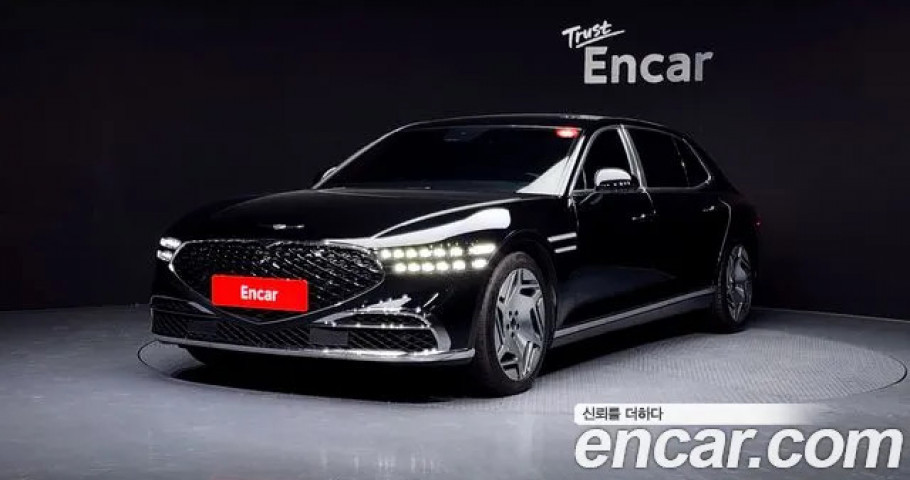Genesis G90 
