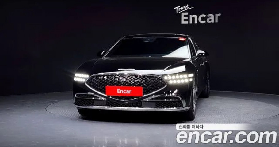 Genesis G90 