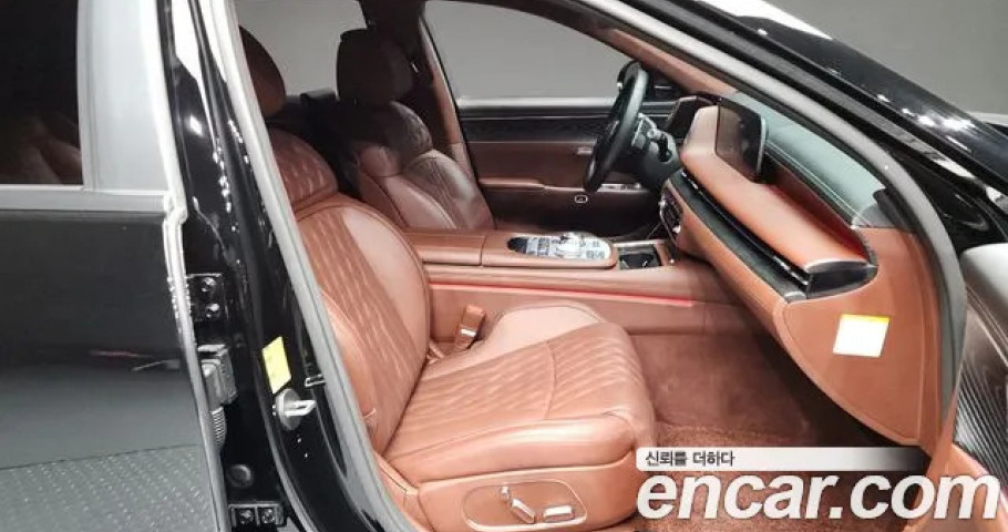 Genesis G90 
