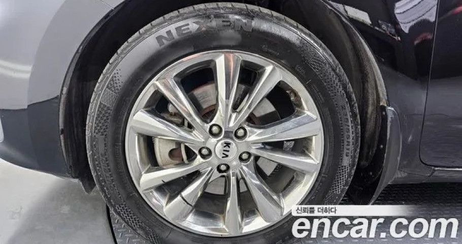 Kia Carnival 
