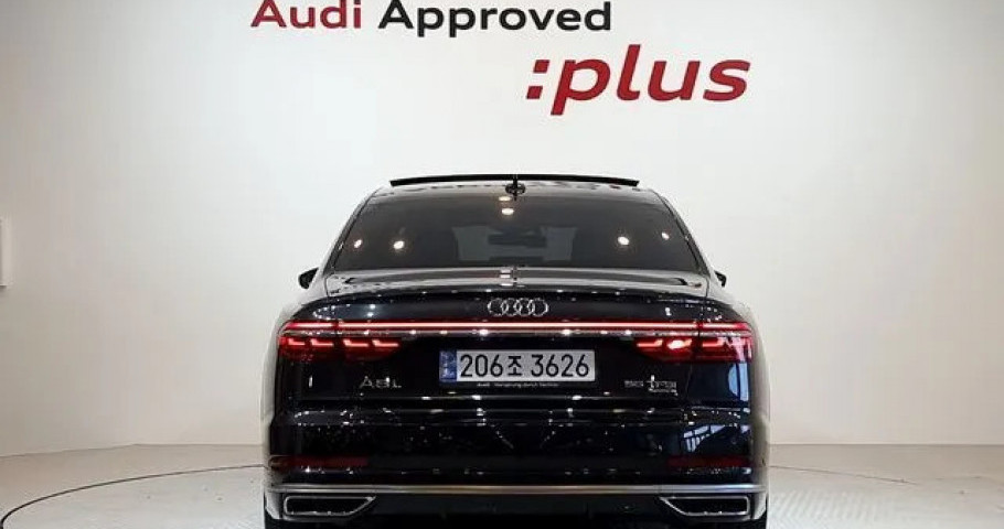 Audi A8 
