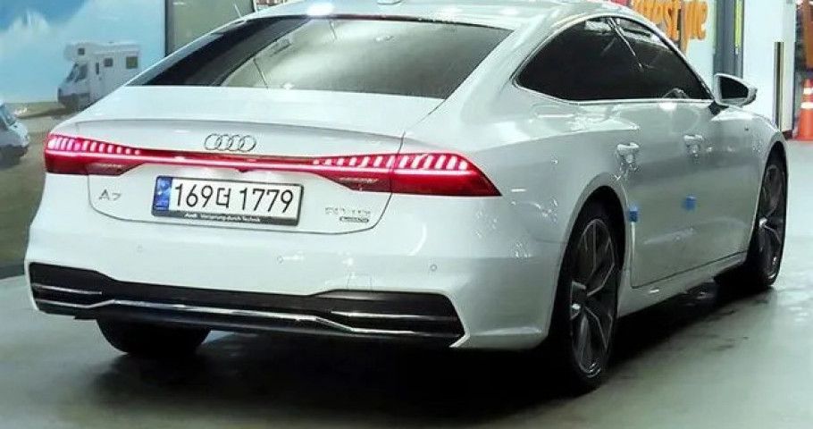 Audi A7 