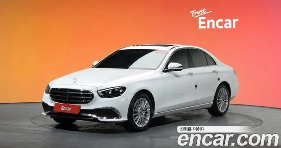 Mercedes-Benz E-Class 