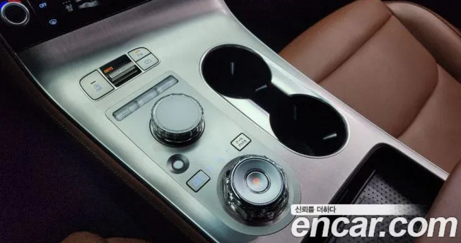 Genesis Gv70 