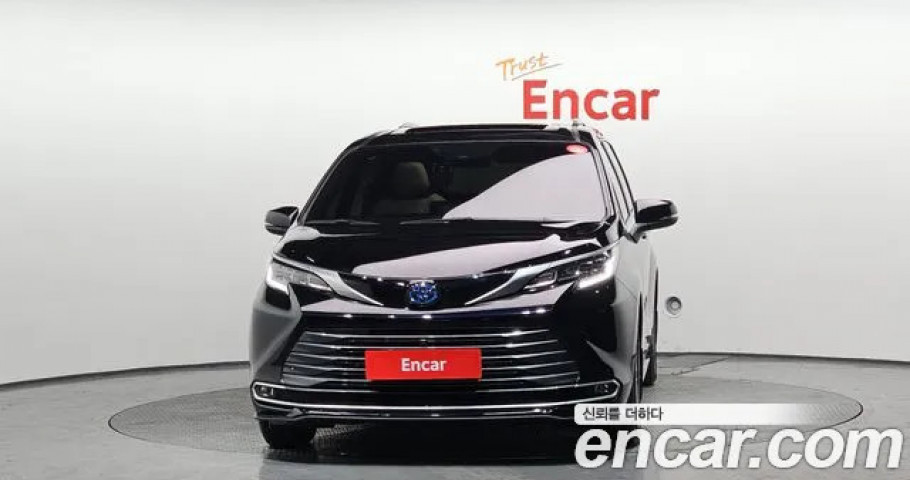 Toyota Sienna 
