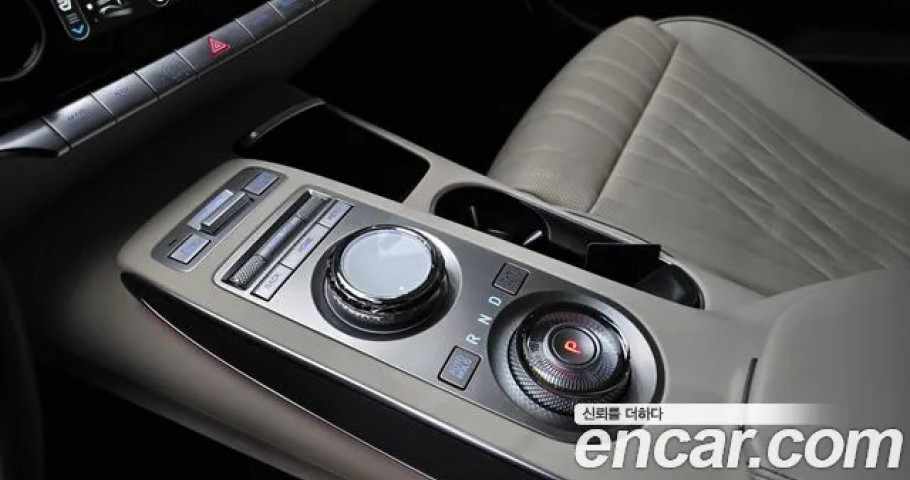 Genesis Gv70 