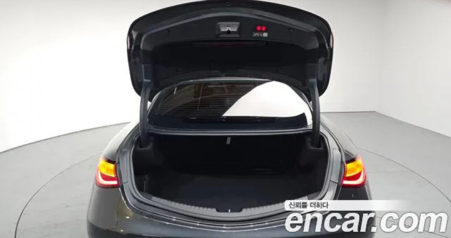 Mercedes-Benz Cle-Class 