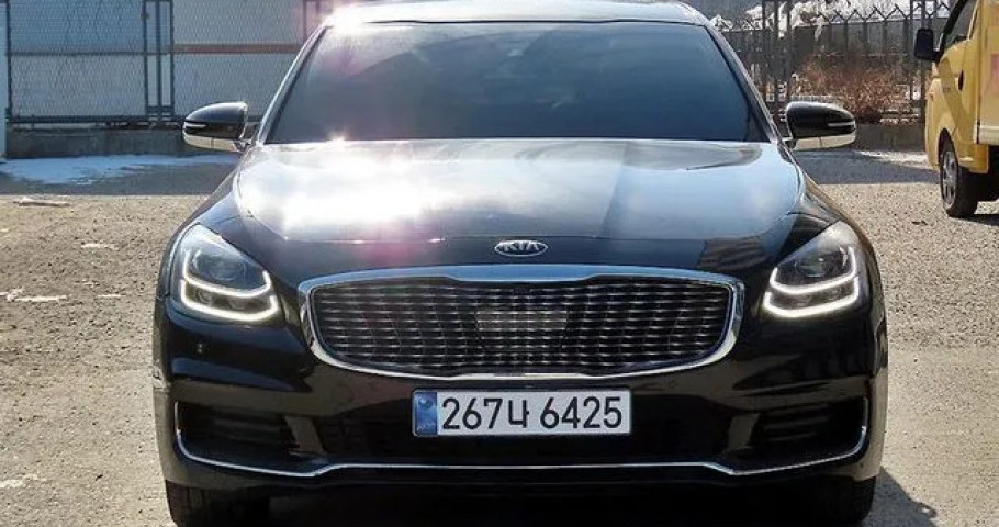 Kia K9 
