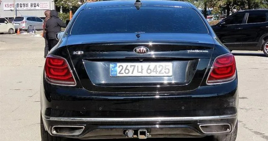 Kia K9 