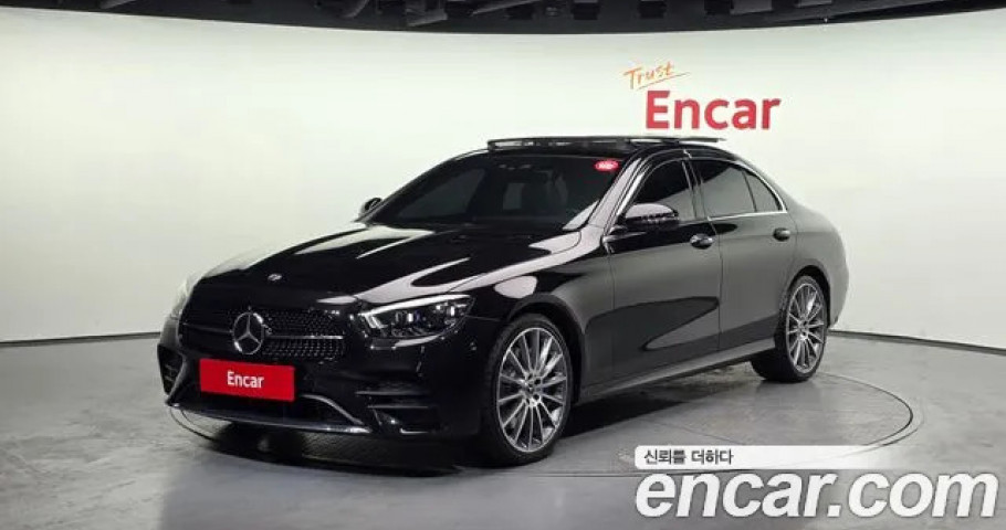Mercedes-Benz E-Class 
