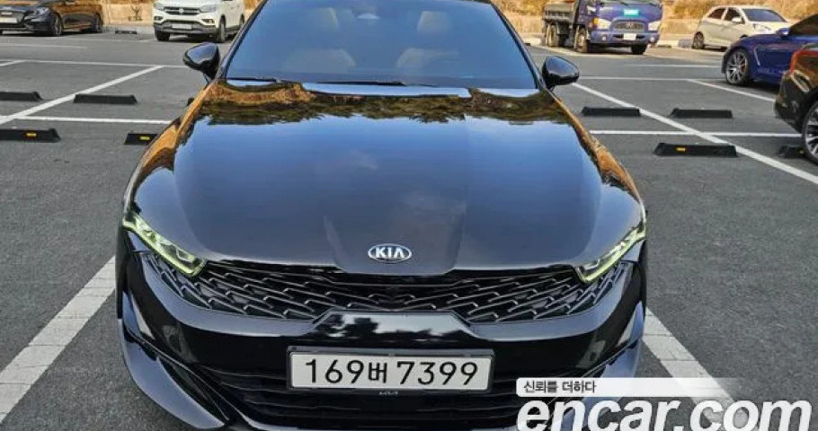 Kia K5 