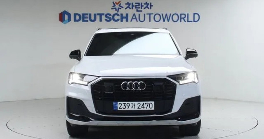 Audi Q7 