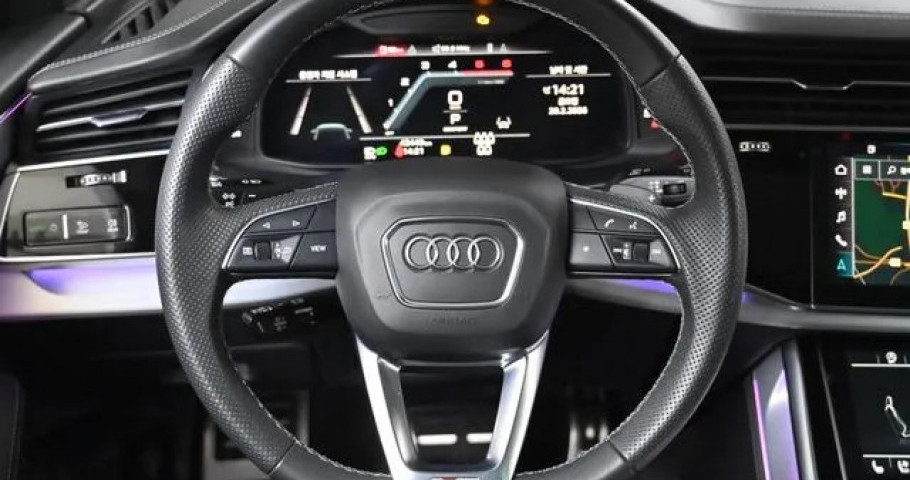 Audi Q7 