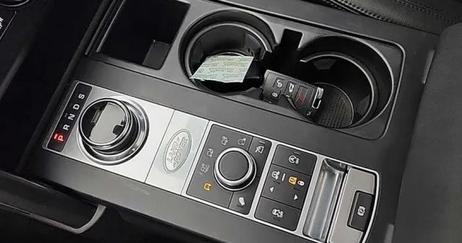 Land Rover Discovery 