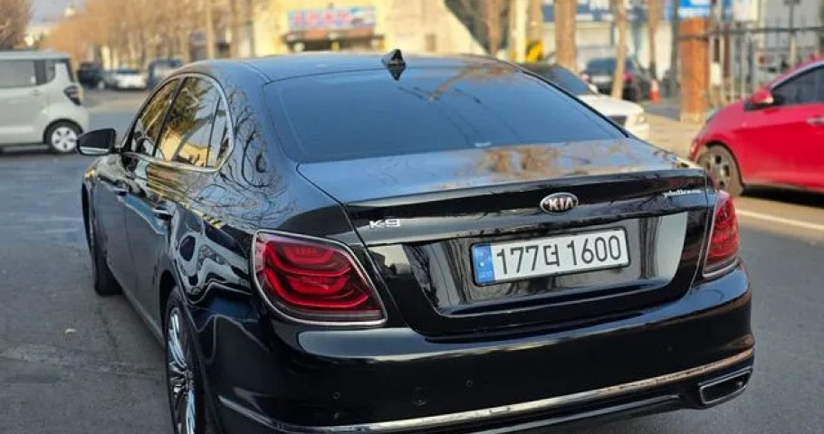 Kia K9 