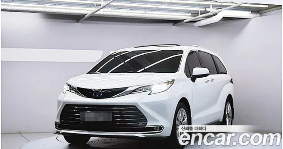 Toyota Sienna 