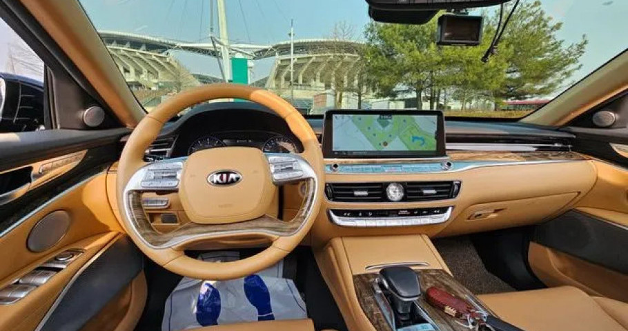 Kia K9 