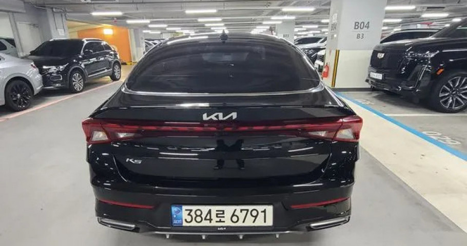 Kia K5 