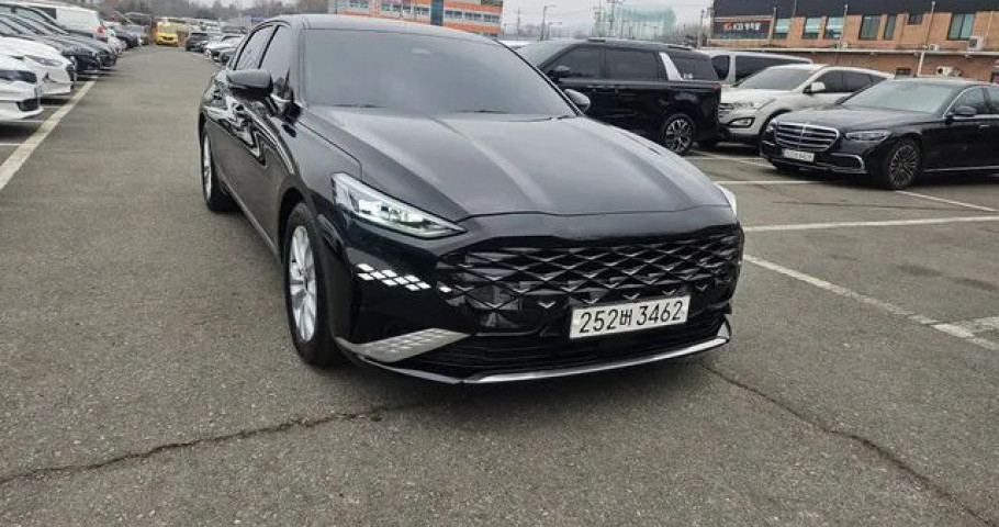 Kia K8 