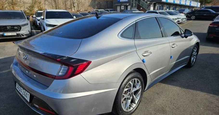 Hyundai Sonata 
