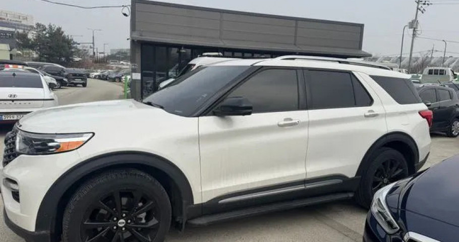 Ford Explorer 