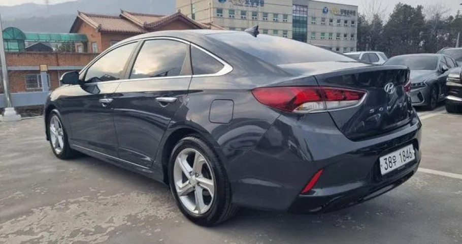 Hyundai Sonata 