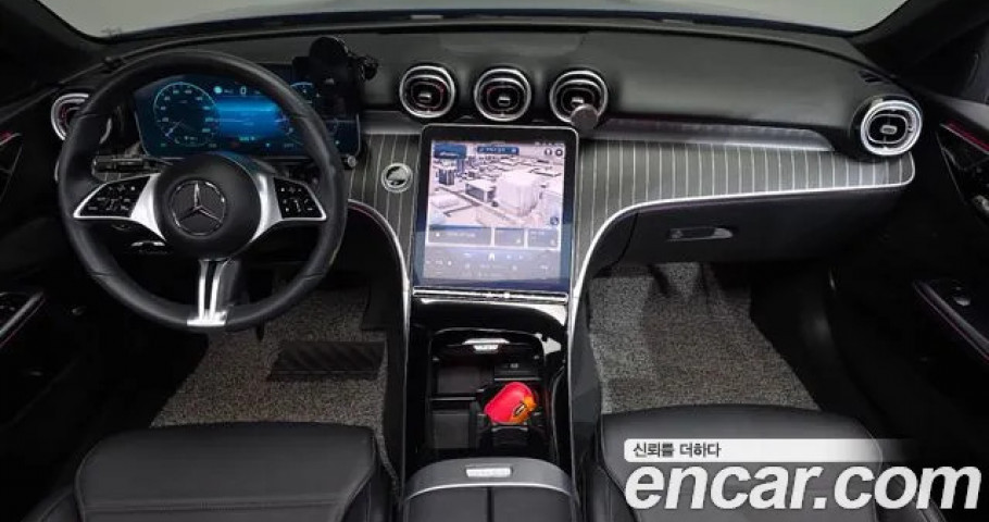 Mercedes-Benz C-Class 