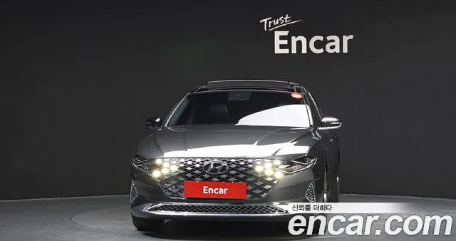 Hyundai Grandeur 