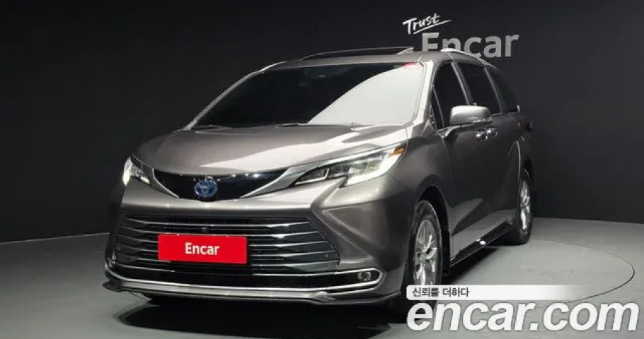 Toyota Sienna 