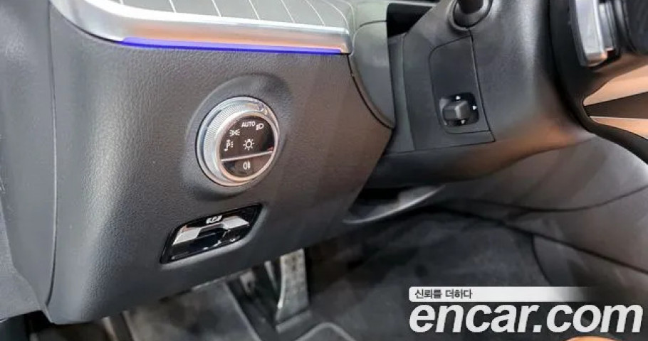 Mercedes-Benz Cle-Class 