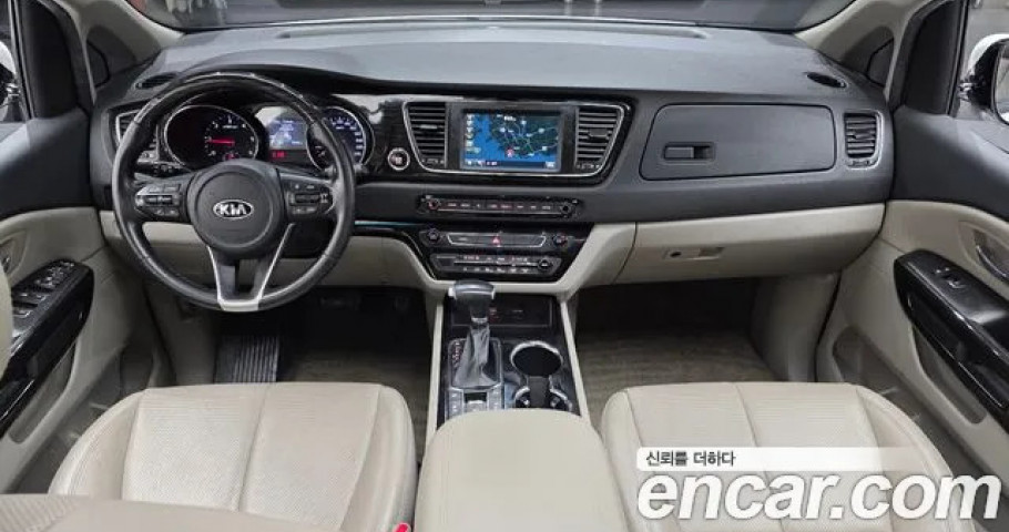 Kia Carnival 