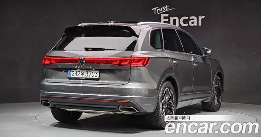Volkswagen Touareg 